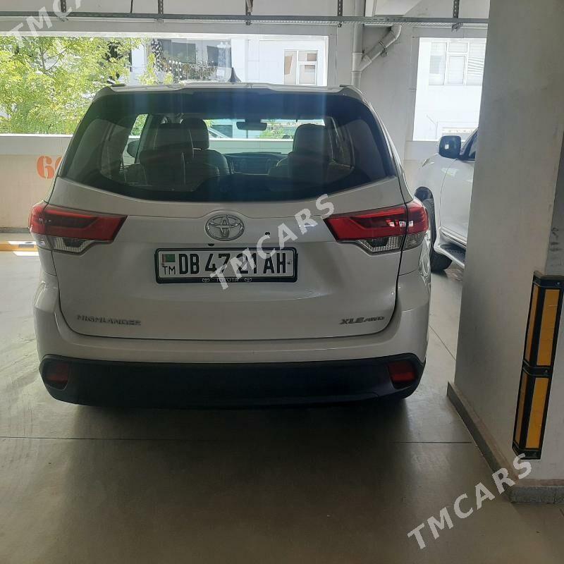 Toyota Highlander 2018 - 435 000 TMT - Aşgabat - img 6