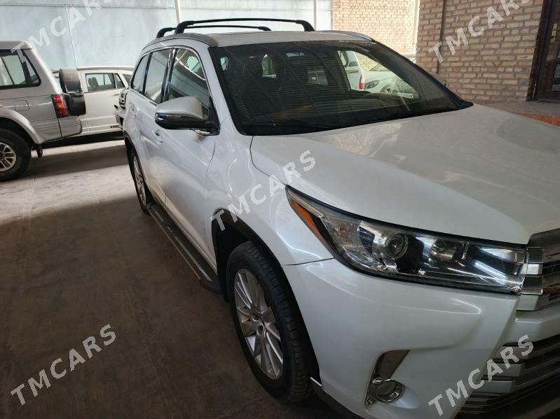 Toyota Highlander 2018 - 430 000 TMT - Мары - img 2