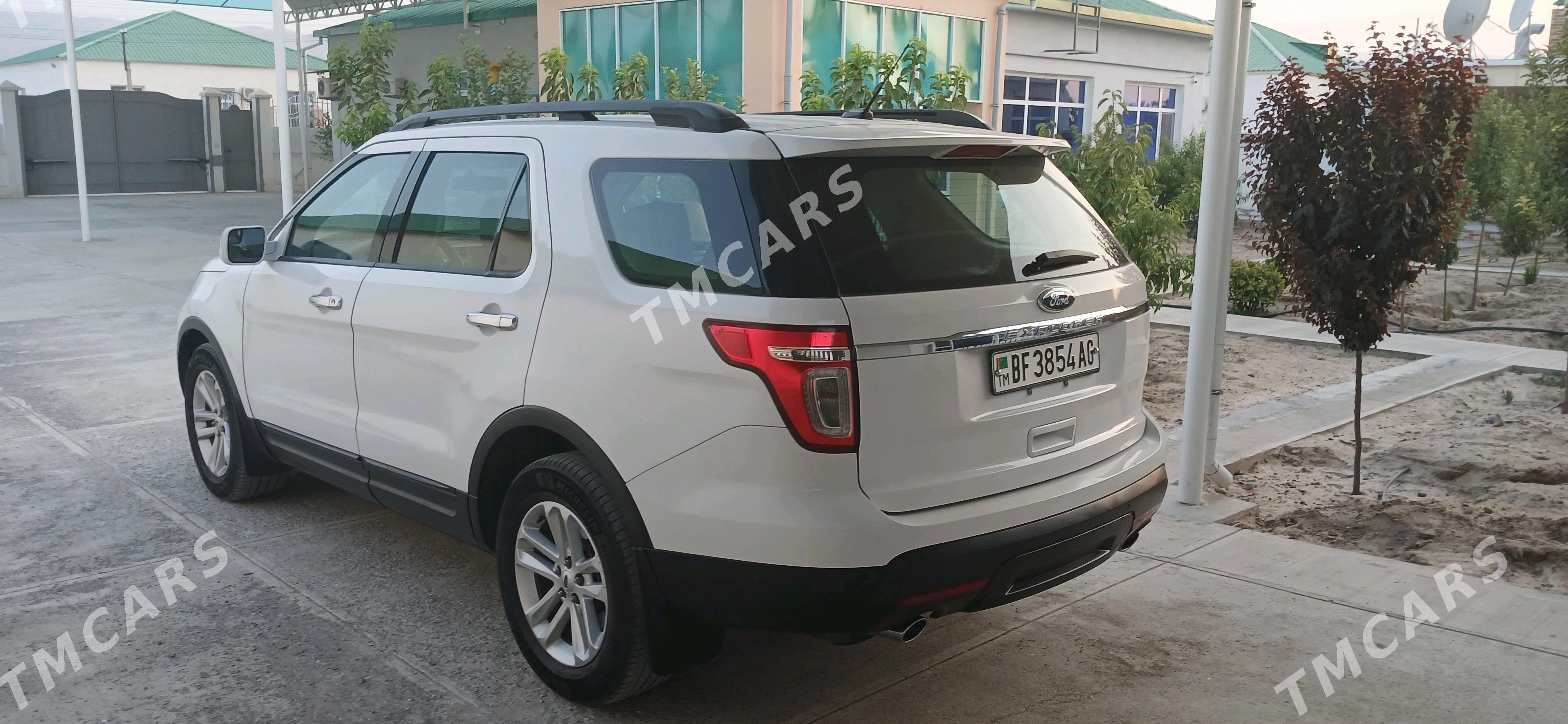 Ford Explorer 2015 - 370 000 TMT - Ашхабад - img 5