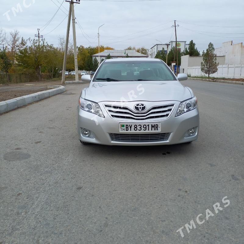 Toyota Camry 2010 - 179 000 TMT - Мары - img 3