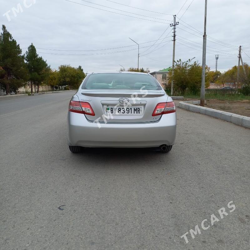 Toyota Camry 2010 - 179 000 TMT - Мары - img 4