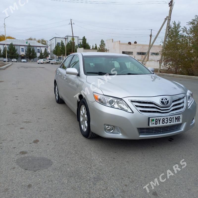 Toyota Camry 2010 - 179 000 TMT - Мары - img 9