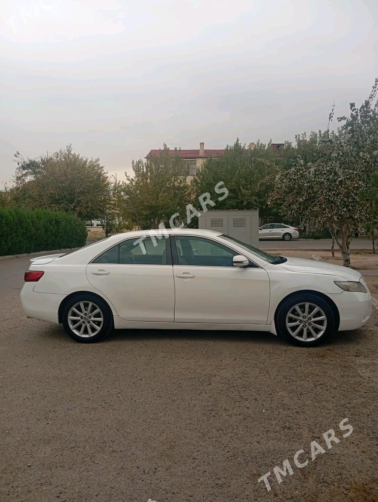 Toyota Camry 2008 - 113 000 TMT - Улица Ататурка - img 2