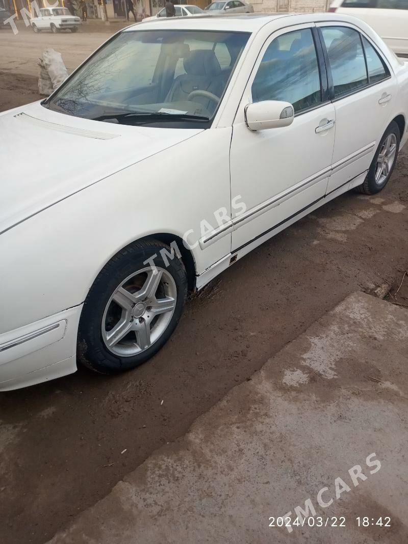 Mercedes-Benz E320 2002 - 95 000 TMT - Köneürgenç - img 2