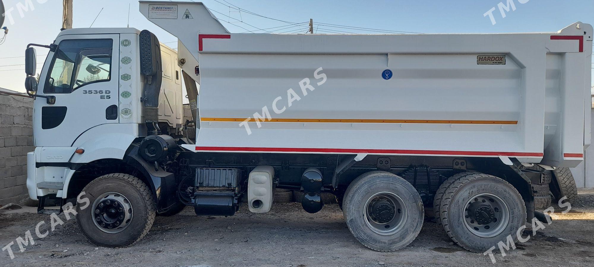 Ford Cargo 3536M 2014 - 700 000 TMT - Gurtly - img 3