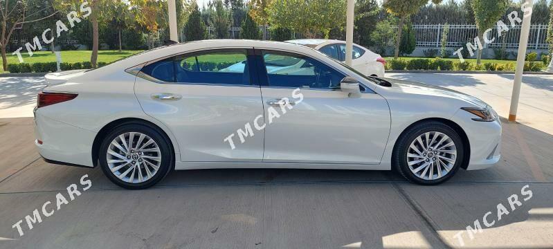 Lexus ES 350 2020 - 740 000 TMT - Бузмеин - img 5