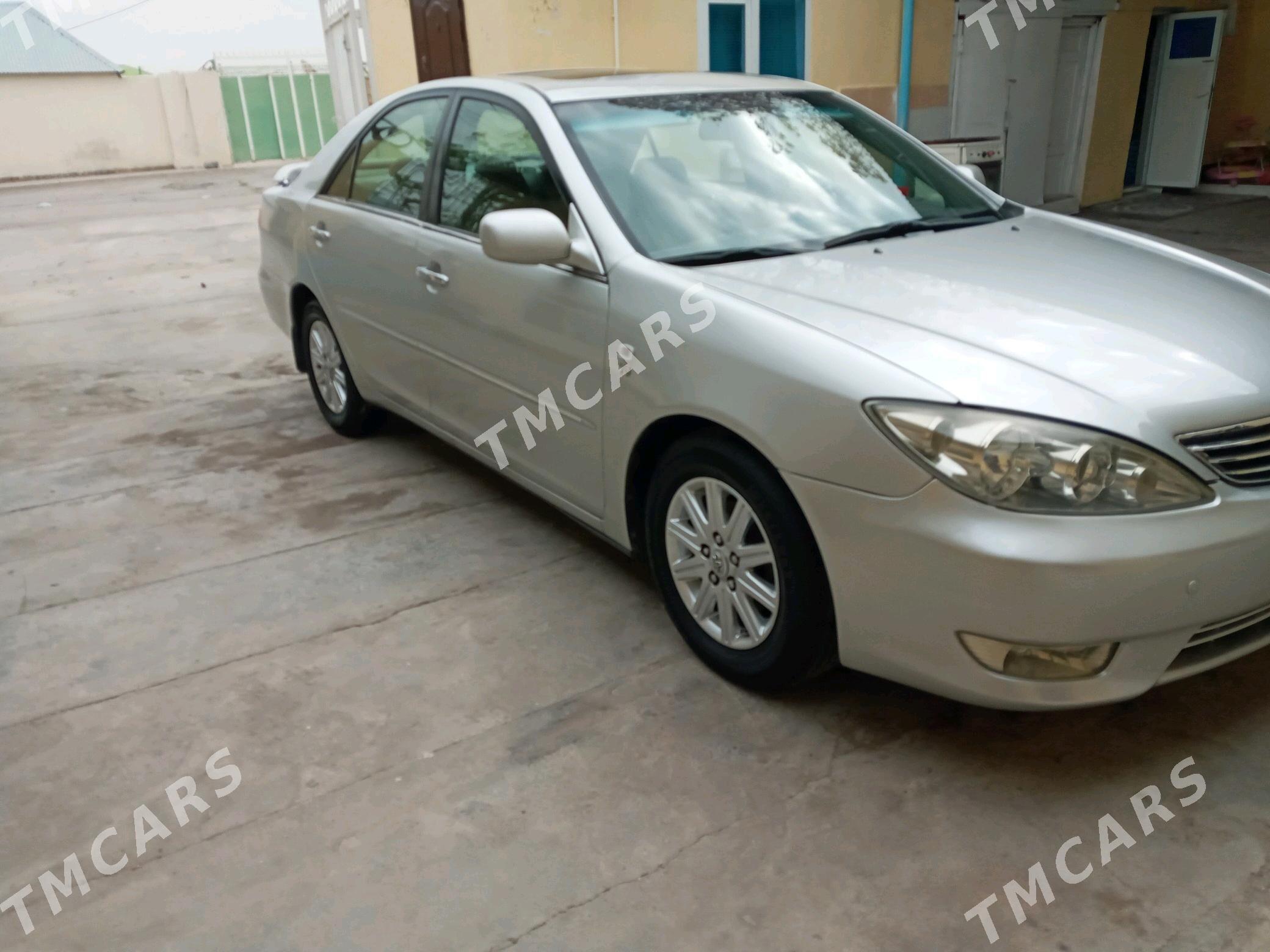 Toyota Camry 2005 - 155 000 TMT - Hitrowka - img 6