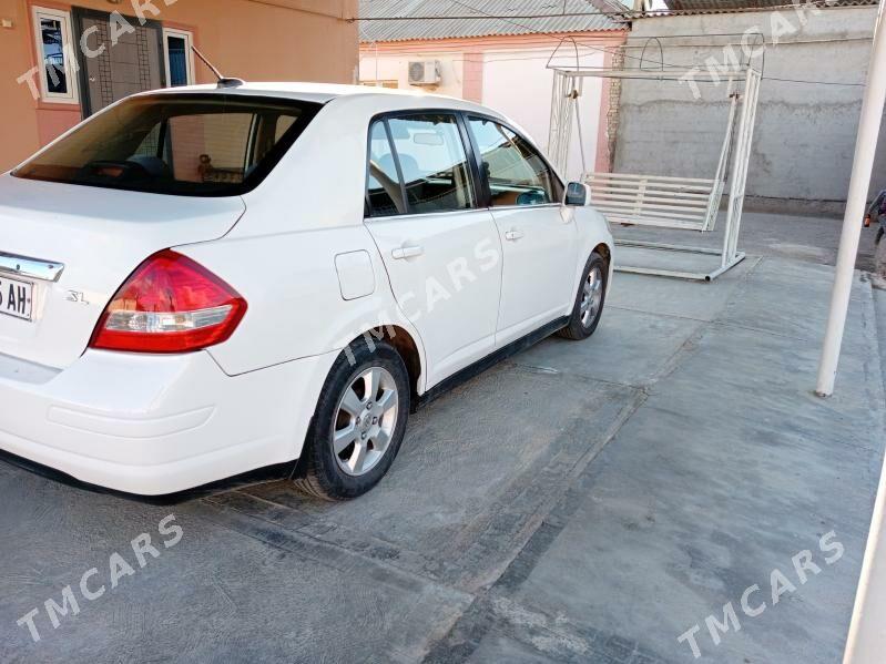 Nissan Versa 2008 - 110 000 TMT - Анев - img 5