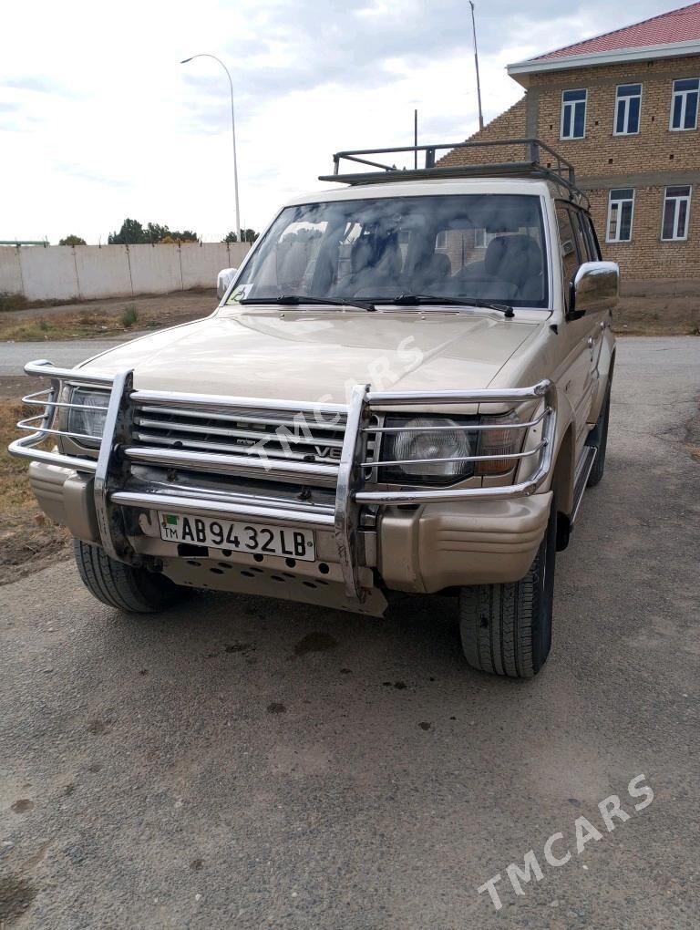 Mitsubishi Pajero 1992 - 60 000 TMT - Farap - img 2