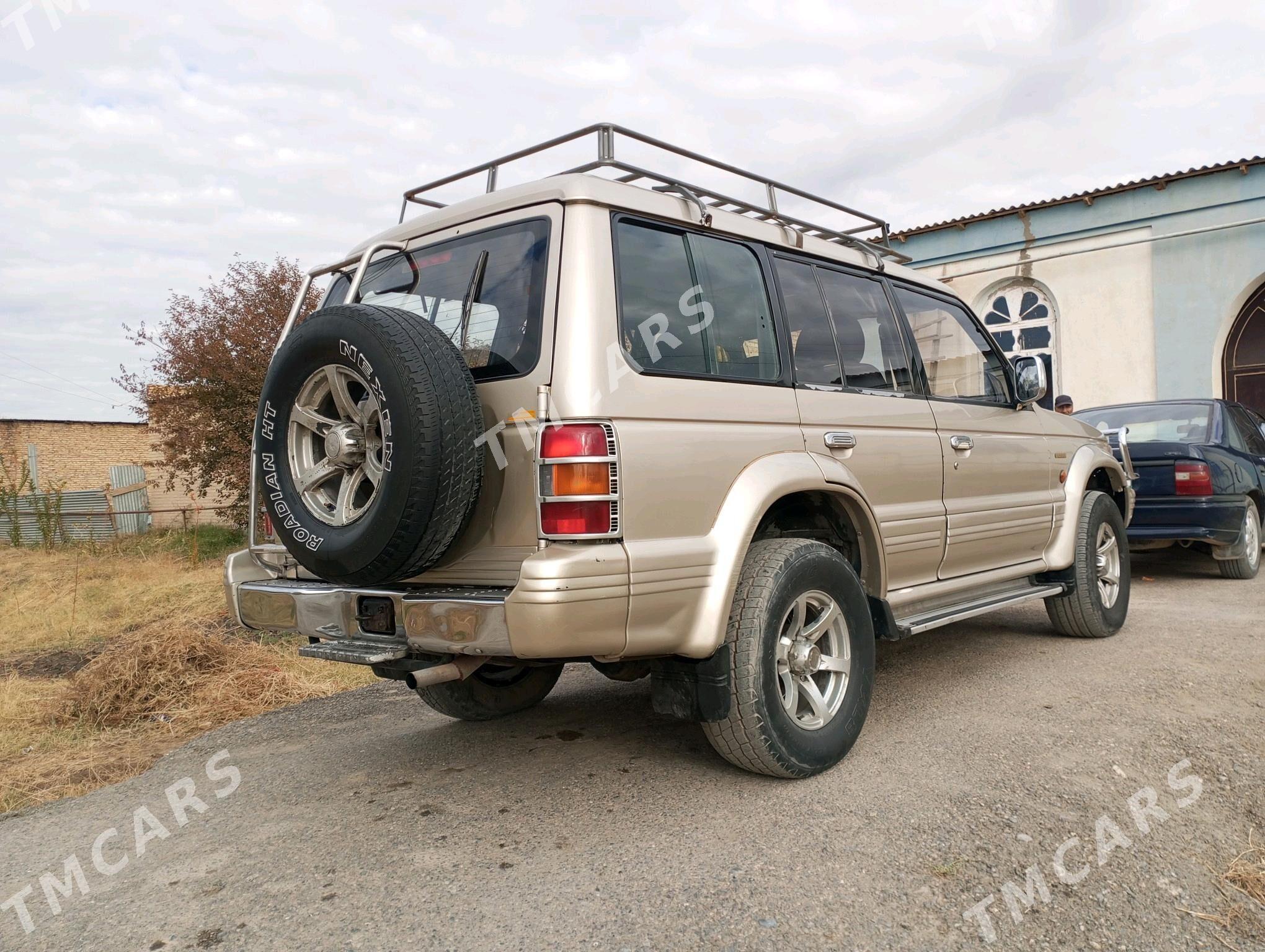 Mitsubishi Pajero 1992 - 60 000 TMT - Farap - img 3