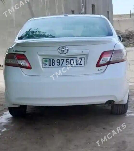 Toyota Camry 2010 - 180 000 TMT - Türkmenbaşy etr. - img 2