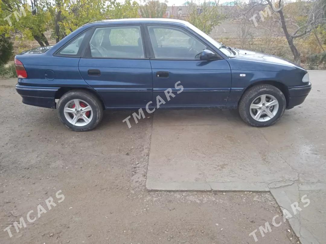 Opel Vectra 1994 - 36 000 TMT - Türkmenbaşy etr. - img 3