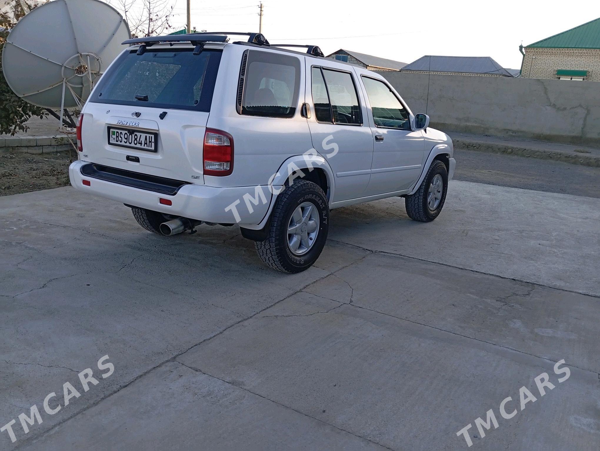 Nissan Pathfinder 2001 - 115 000 TMT - Бахарден - img 5