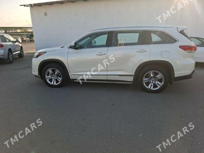 Toyota Highlander 2018 - 400 000 TMT - Aşgabat - img 8