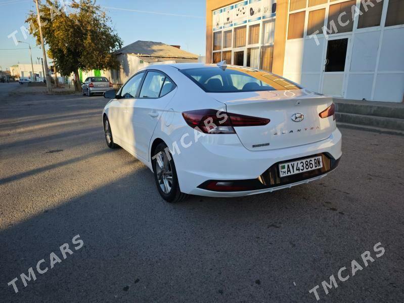 Hyundai Elantra 2020 - 265 000 TMT - Gyzylarbat - img 4