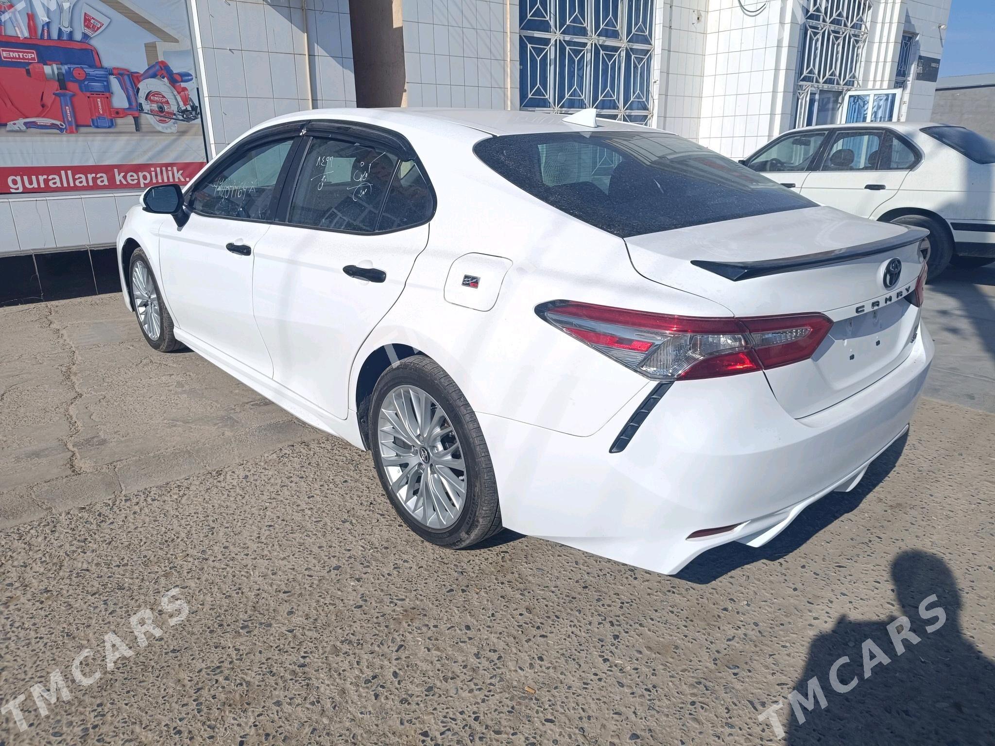 Toyota Camry 2019 - 275 000 TMT - Garagum etraby - img 5