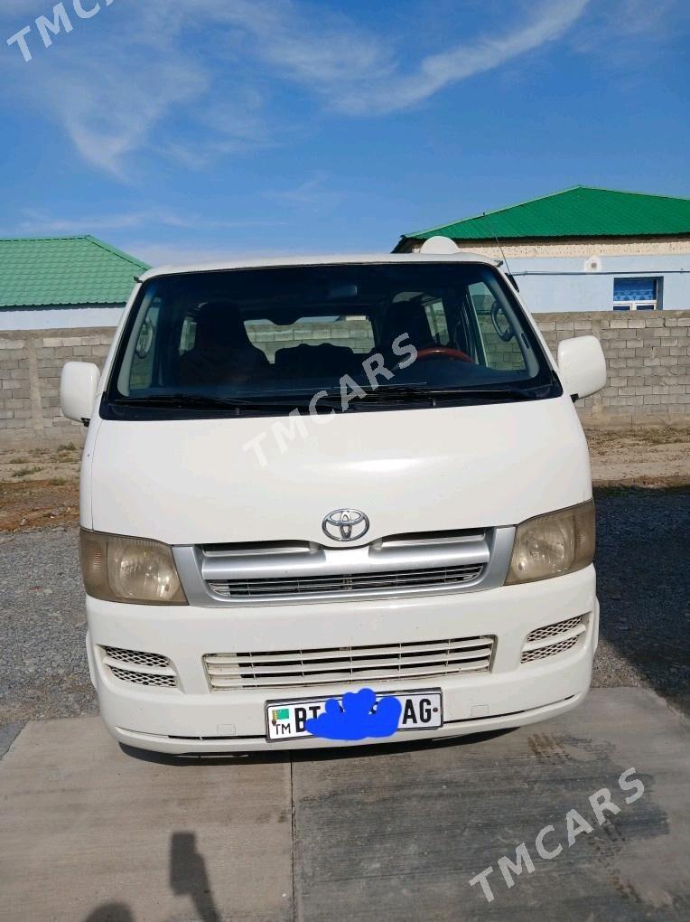 Toyota Hiace 2006 - 235 000 TMT - Бузмеин - img 3