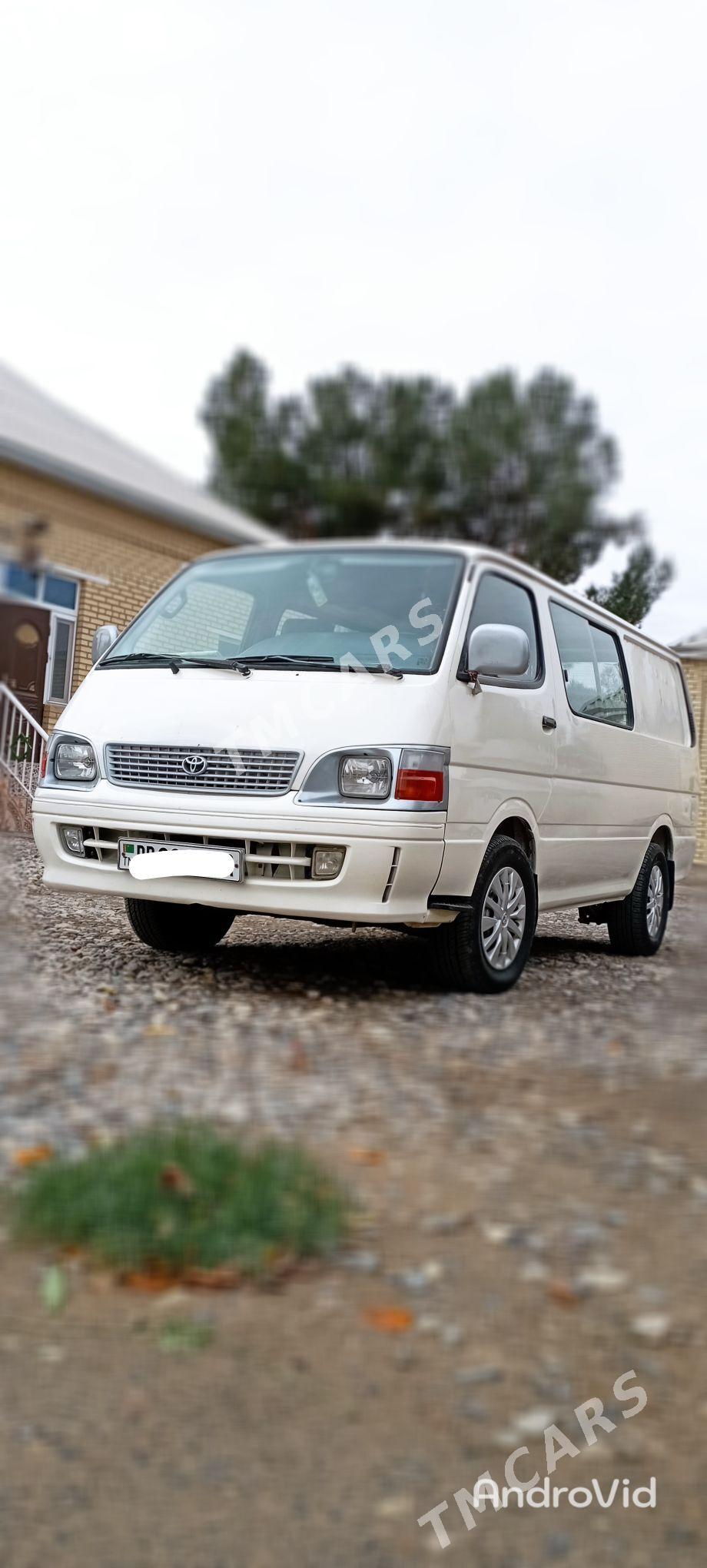 Toyota Hiace 2002 - 105 000 TMT - Sakarçäge - img 3