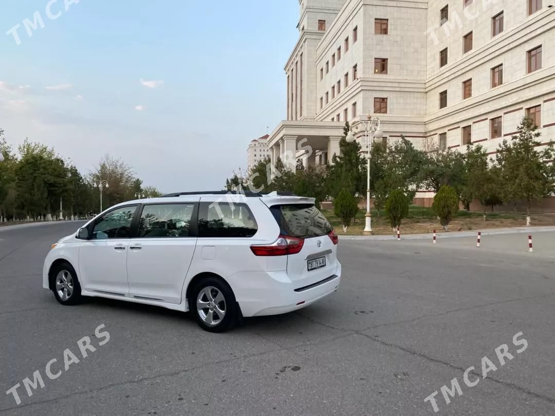 Toyota Sienna 2020 - 340 000 TMT - Ашхабад - img 4