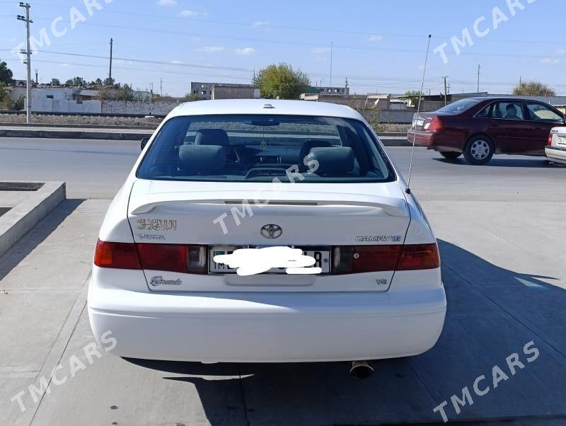 Toyota Camry 2000 - 130 000 TMT - Türkmenabat - img 4