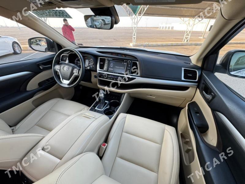 Toyota Highlander 2019 - 555 000 TMT - Ашхабад - img 9