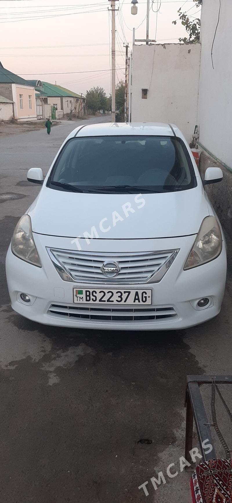 Nissan Versa 2011 - 90 000 TMT - Çoganly - img 2