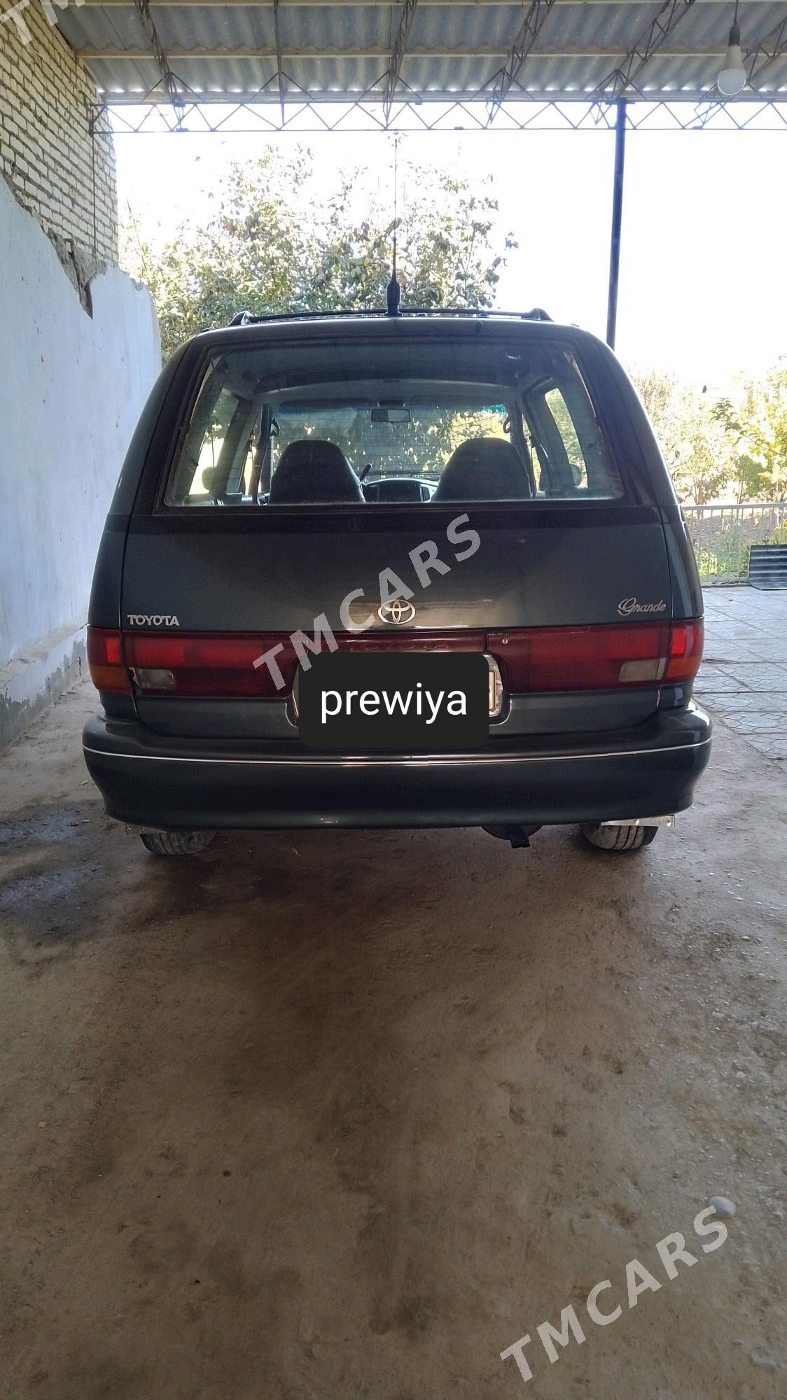 Toyota Previa 1993 - 70 000 TMT - Halaç - img 3