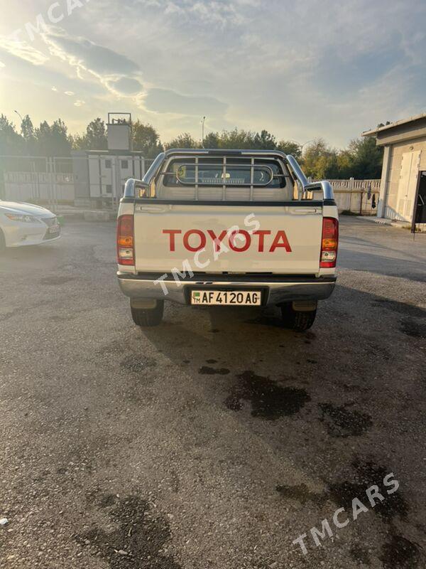 Toyota Hilux 2007 - 218 000 TMT - Ашхабад - img 2