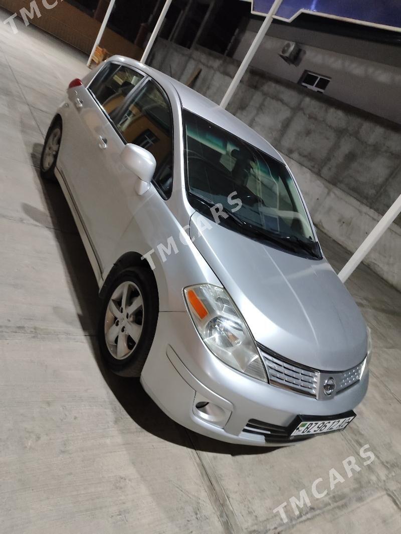 Nissan Versa 2010 - 117 000 TMT - 30 мкр - img 3