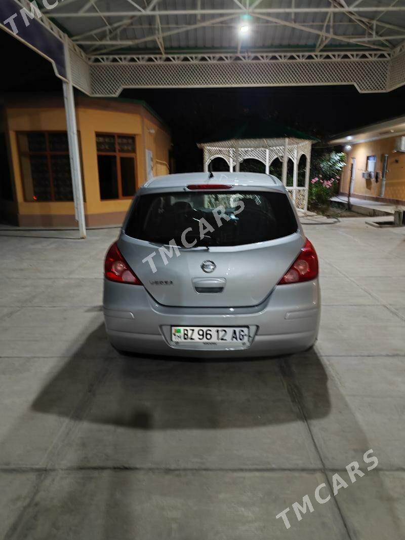 Nissan Versa 2010 - 117 000 TMT - 30 мкр - img 6