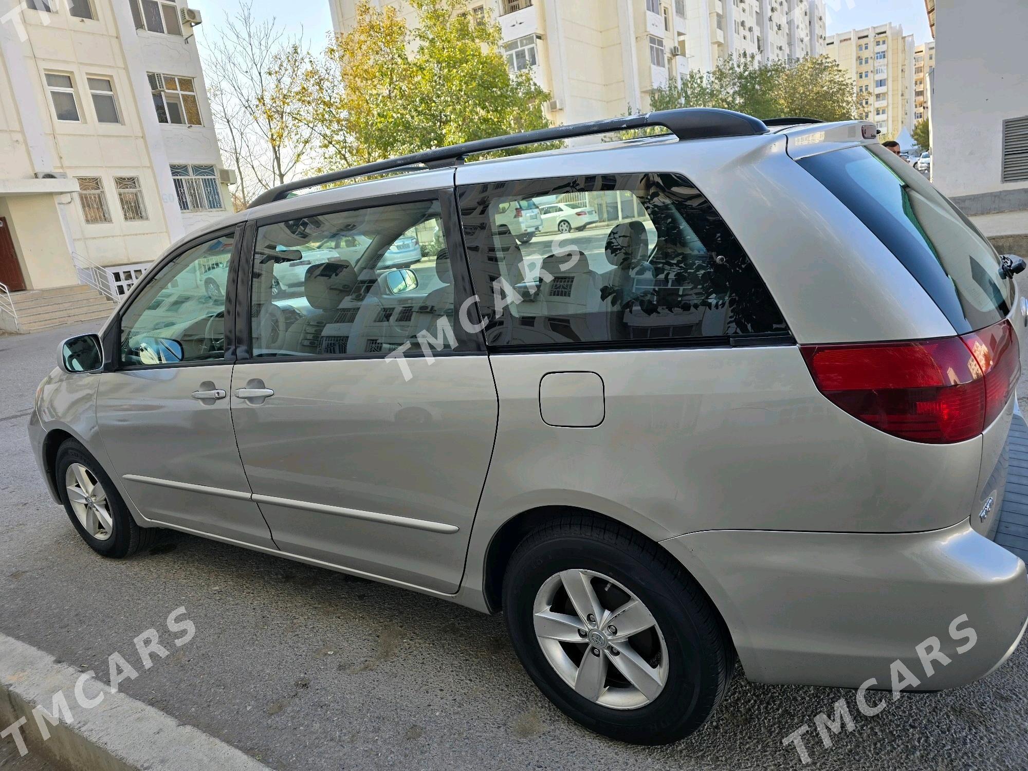 Toyota Sienna 2004 - 210 000 TMT - Мир 6 - img 3