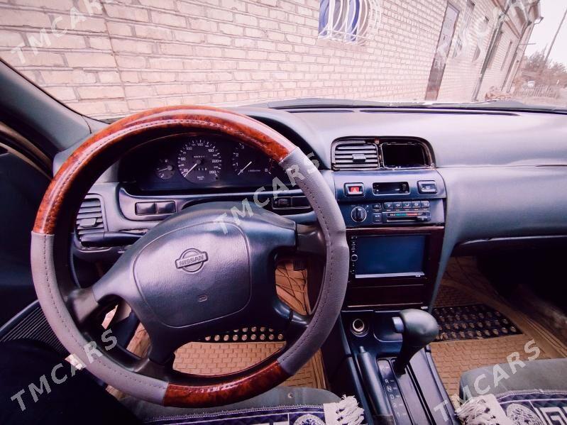 Nissan Maxima 1996 - 50 000 TMT - Гурбансолтан Едже - img 4