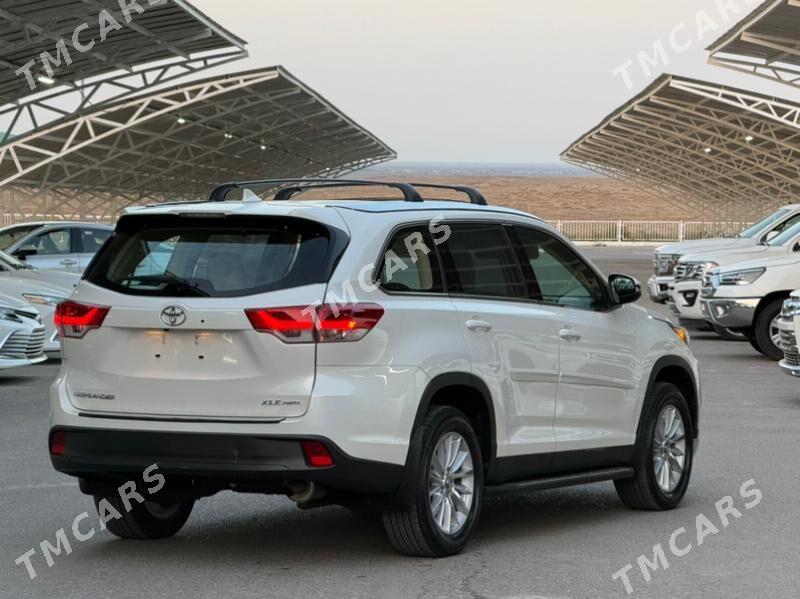 Toyota Highlander 2019 - 555 000 TMT - Ашхабад - img 4