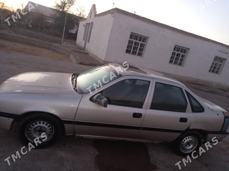 Opel Vectra 1992 - 15 000 TMT - Болдумсаз - img 3