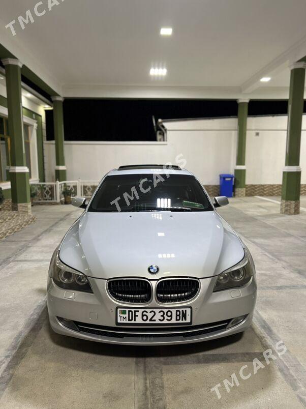 BMW E60 2004 - 135 000 TMT - Балканабат - img 2