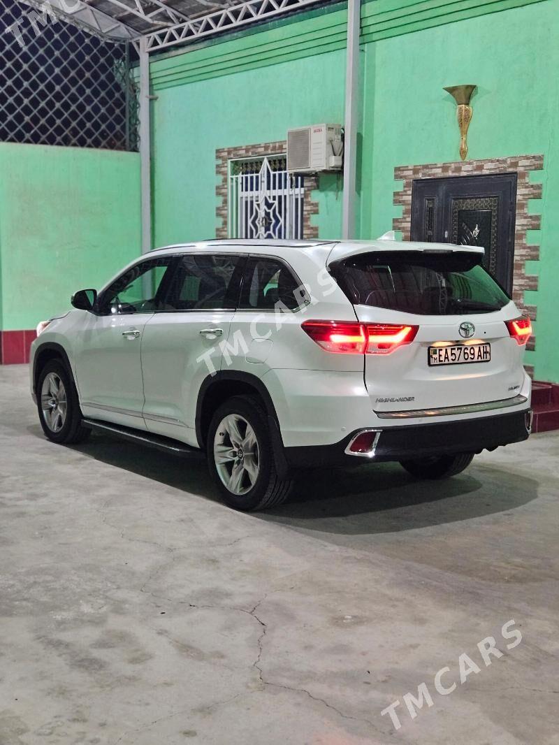 Toyota Highlander 2017 - 425 000 TMT - Aşgabat - img 5