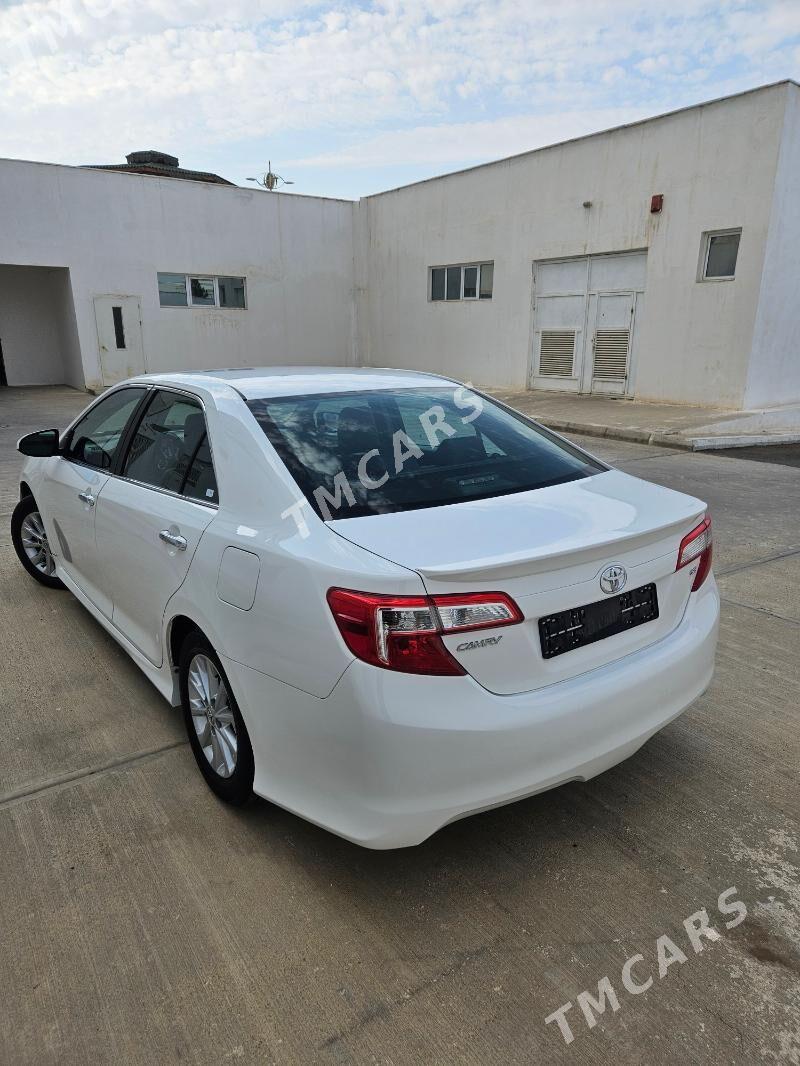 Toyota Camry 2014 - 220 000 TMT - Ашхабад - img 4