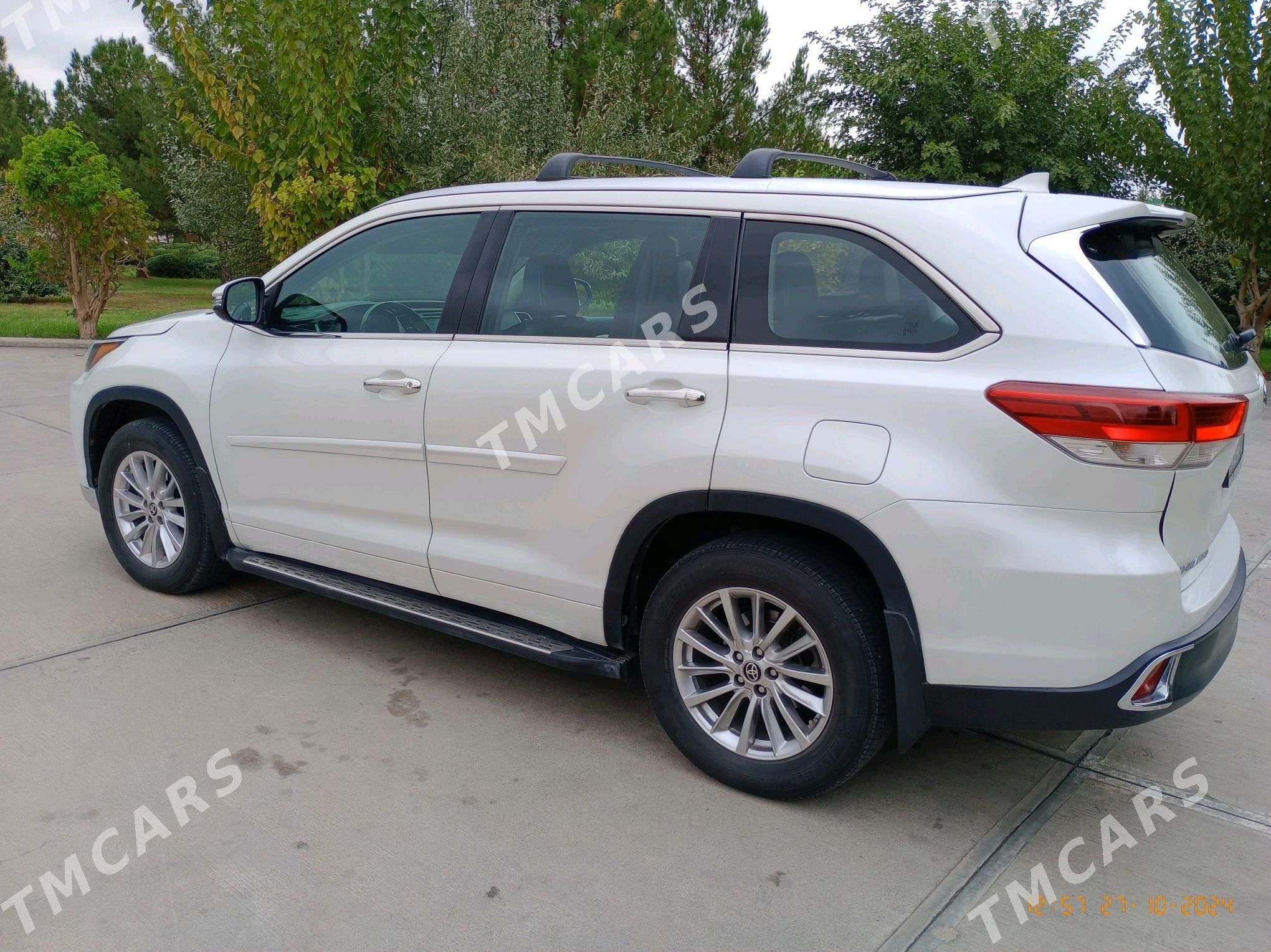 Toyota Highlander 2017 - 375 000 TMT - Ашхабад - img 4