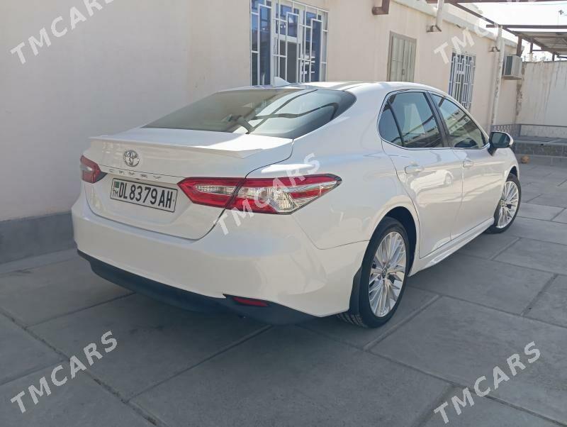 Toyota Camry 2020 - 285 000 TMT - Aşgabat - img 4