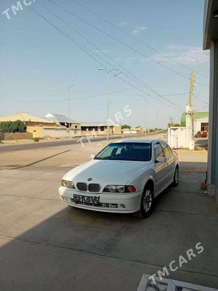 BMW E39 2002 - 90 000 TMT - Туркменгала - img 2