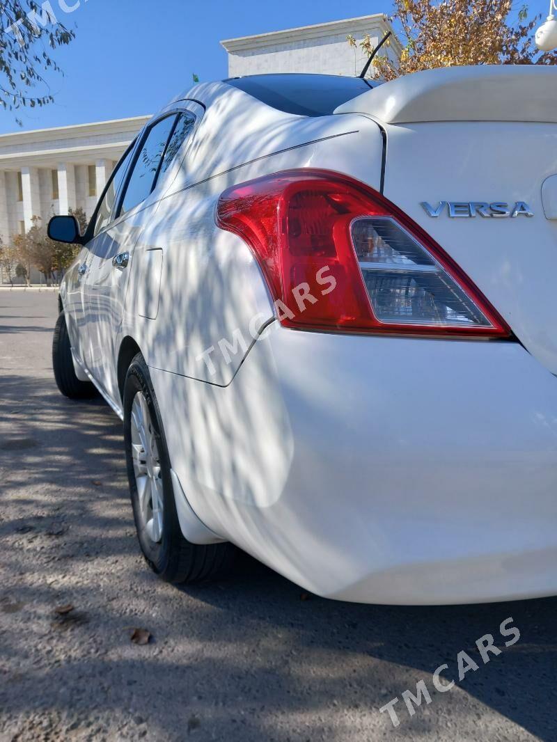 Nissan Versa 2012 - 88 000 TMT - Дашогуз - img 5