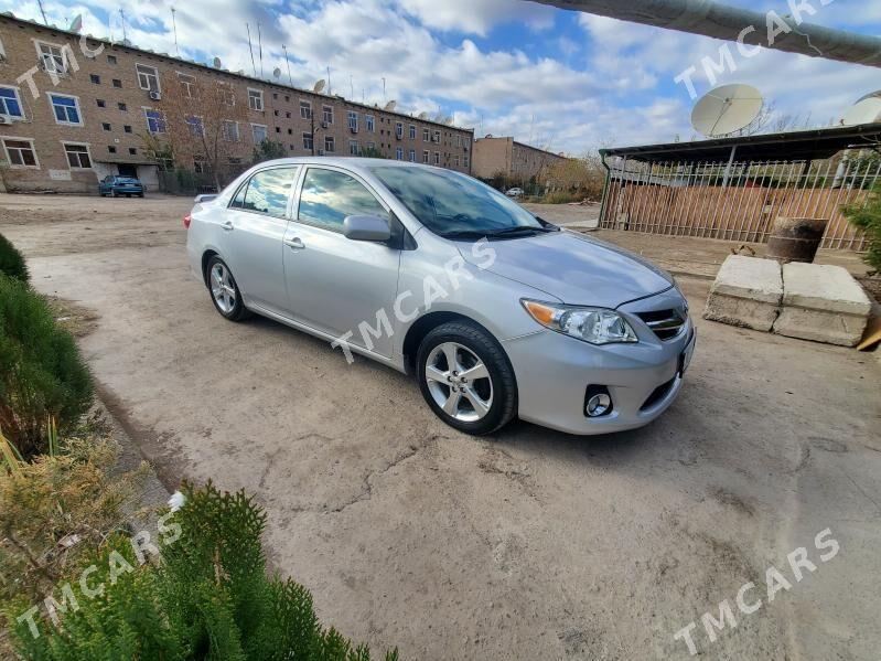 Toyota Corolla 2013 - 170 000 TMT - Дашогуз - img 2