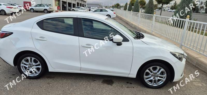 Toyota Yaris 2016 - 140 000 TMT - Aşgabat - img 2