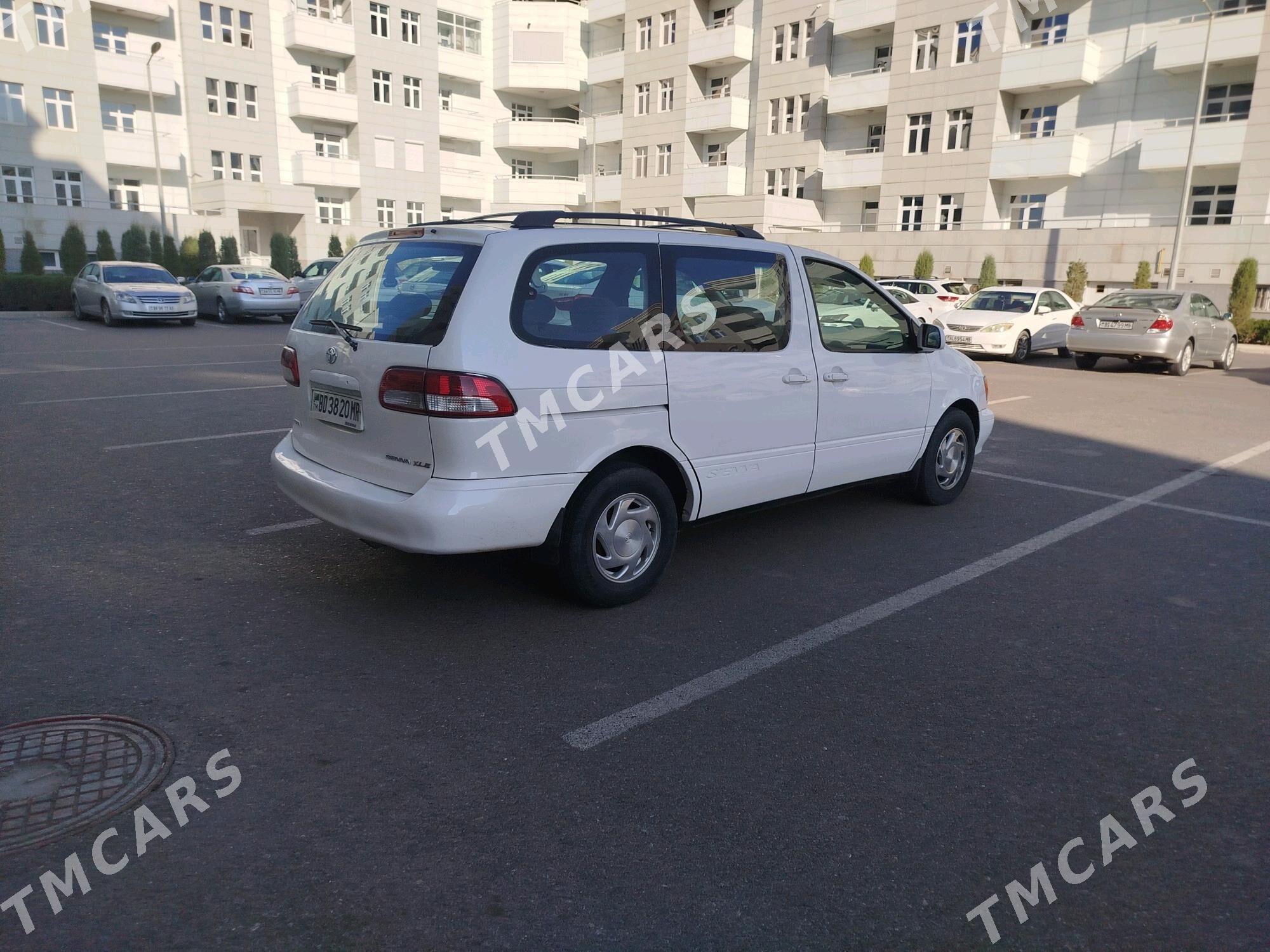 Toyota Sienna 2002 - 122 000 TMT - Мары - img 3