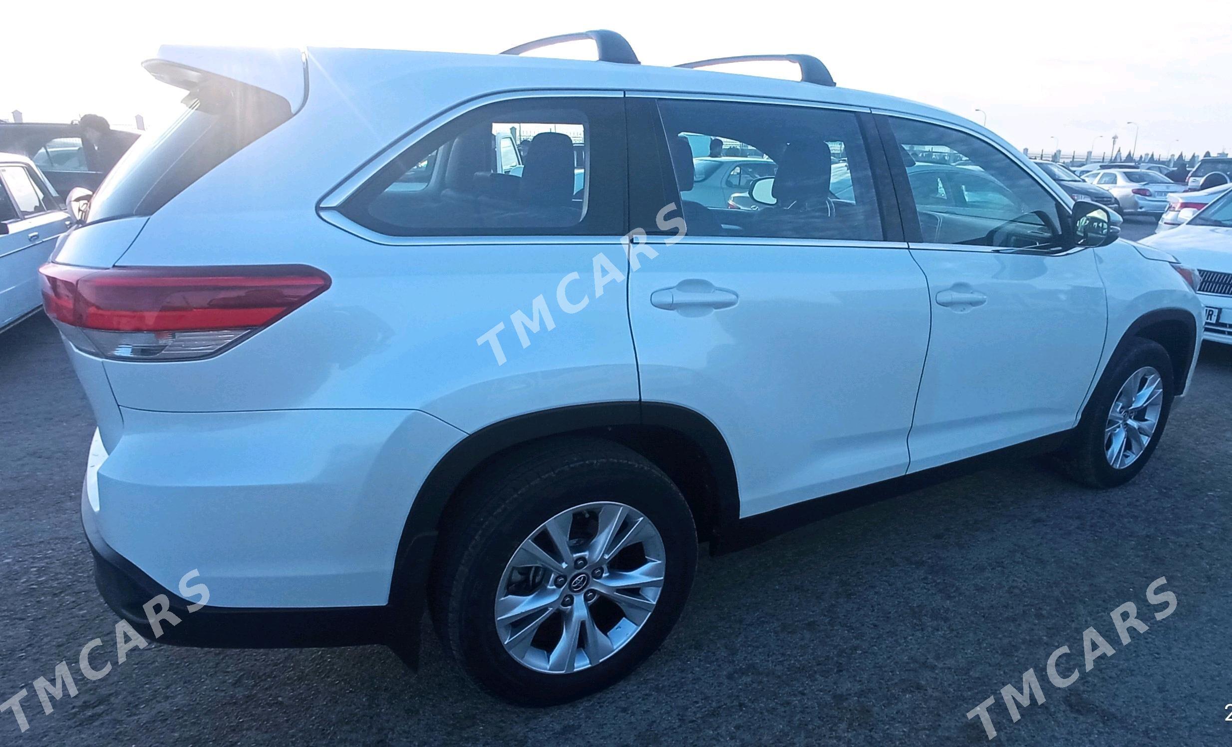 Toyota Highlander 2018 - 400 000 TMT - Мургап - img 3