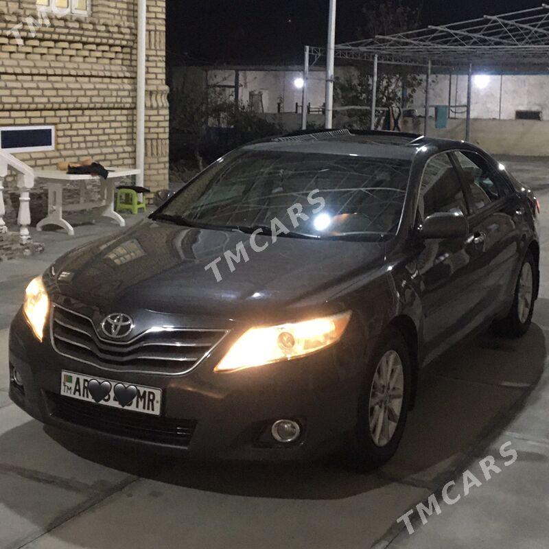 Toyota Camry 2010 - 250 000 TMT - Мары - img 3