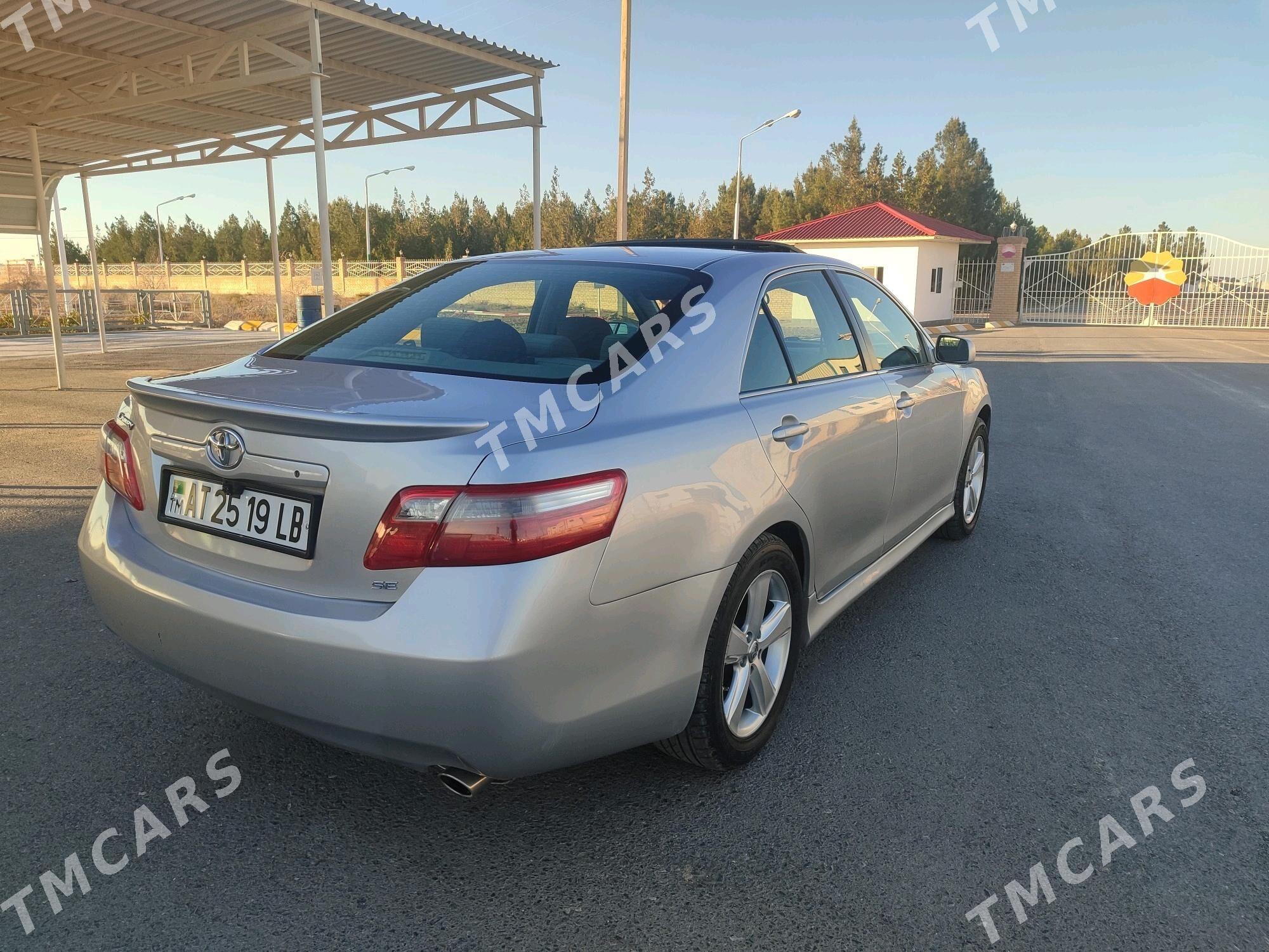 Toyota Camry 2008 - 140 000 TMT - Фарап - img 3