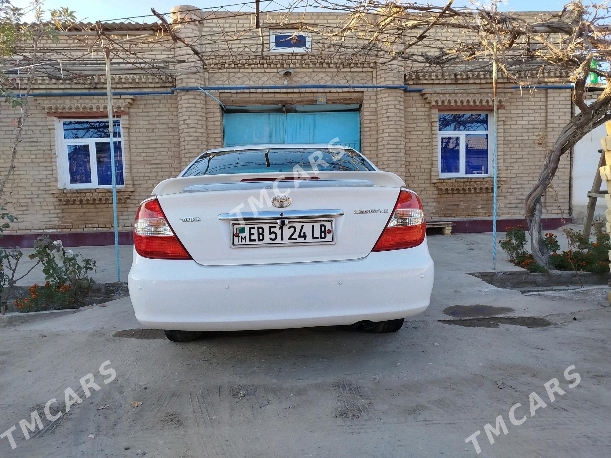 Toyota Camry 2003 - 136 000 TMT - Saýat - img 5