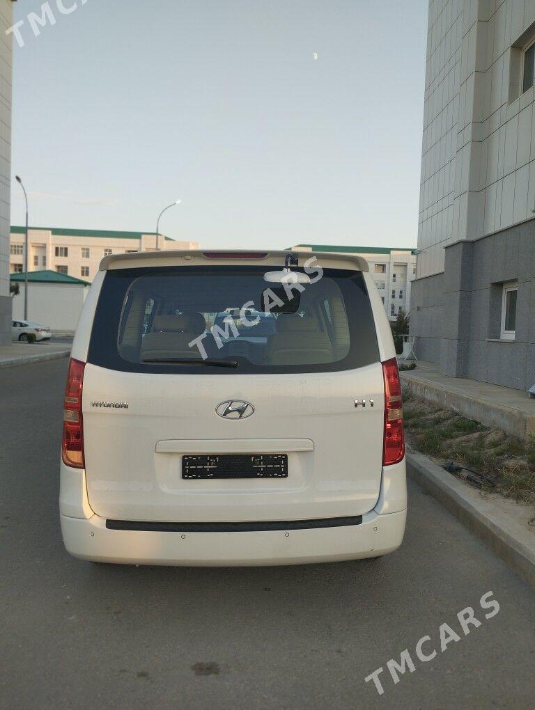 Hyundai H-1 2010 - 255 000 TMT - Гуртли - img 4