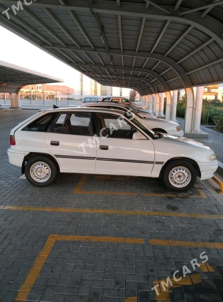 Opel Astra 1992 - 35 000 TMT - Türkmenbaşy - img 3